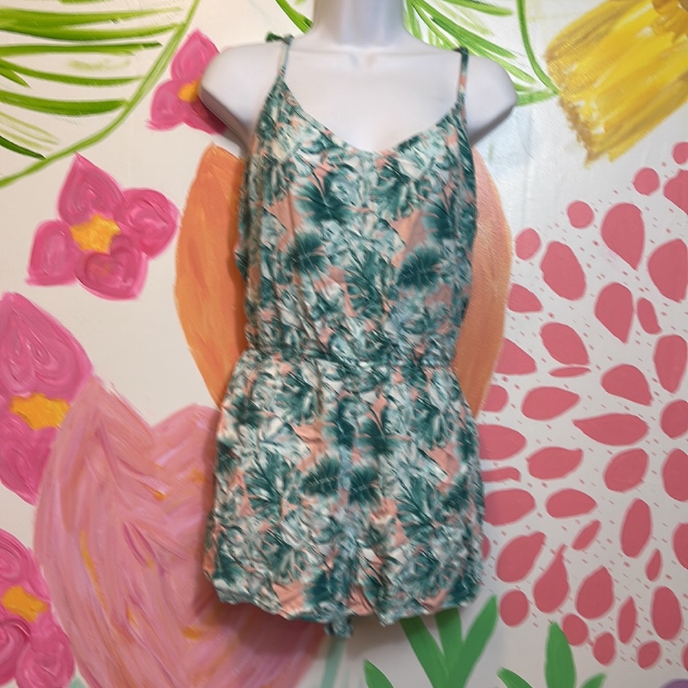 Tropical print romper. Forever 21 plus 0x.